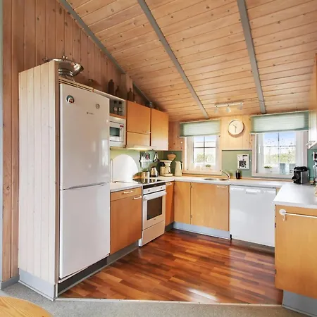 בית נופש Frithger - 250m From The Sea By Interhome *
